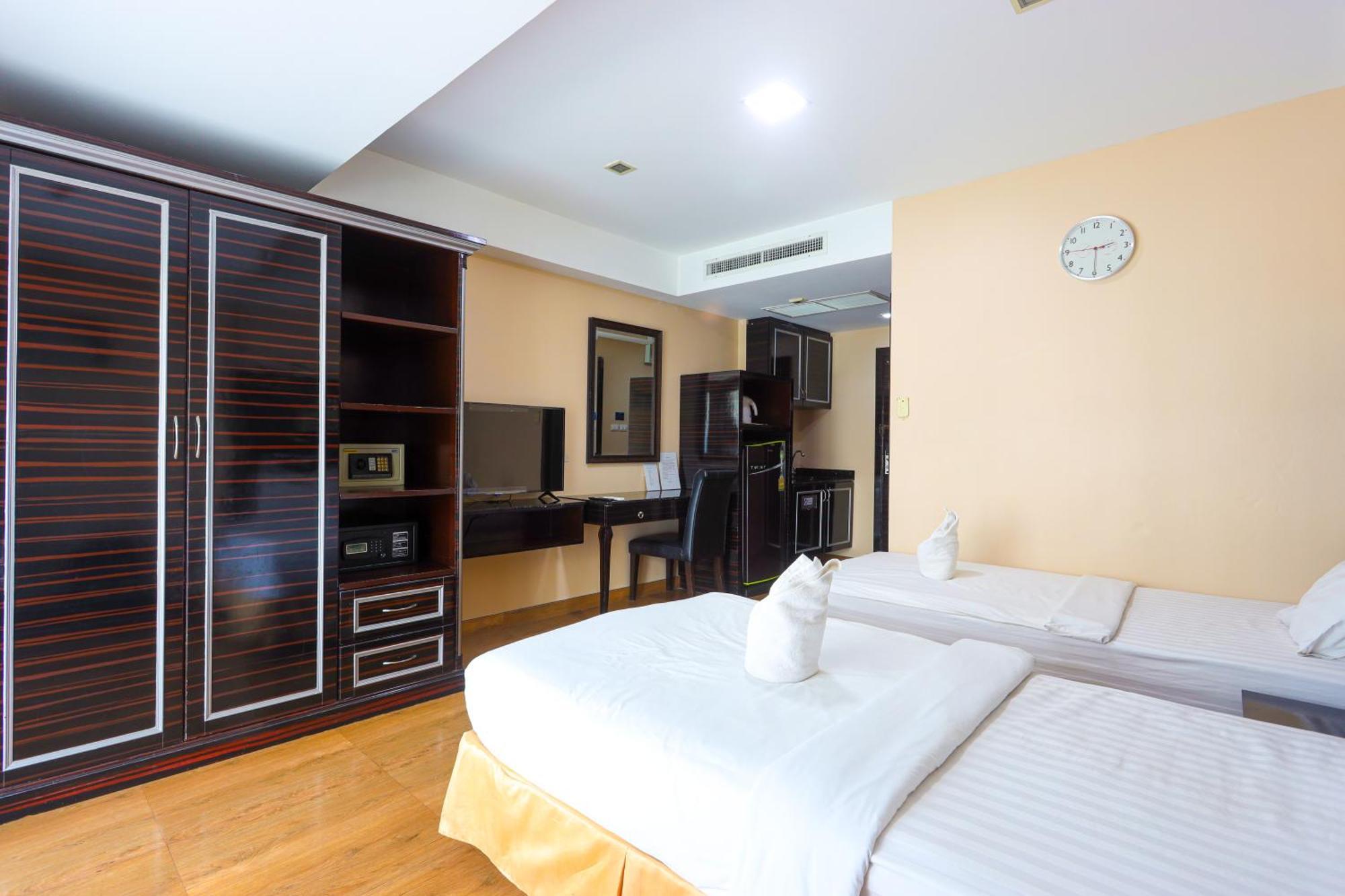 แลนด์ รอยัล เรสซิเดนซ์ Hotel Pattaya ภายนอก รูปภาพ