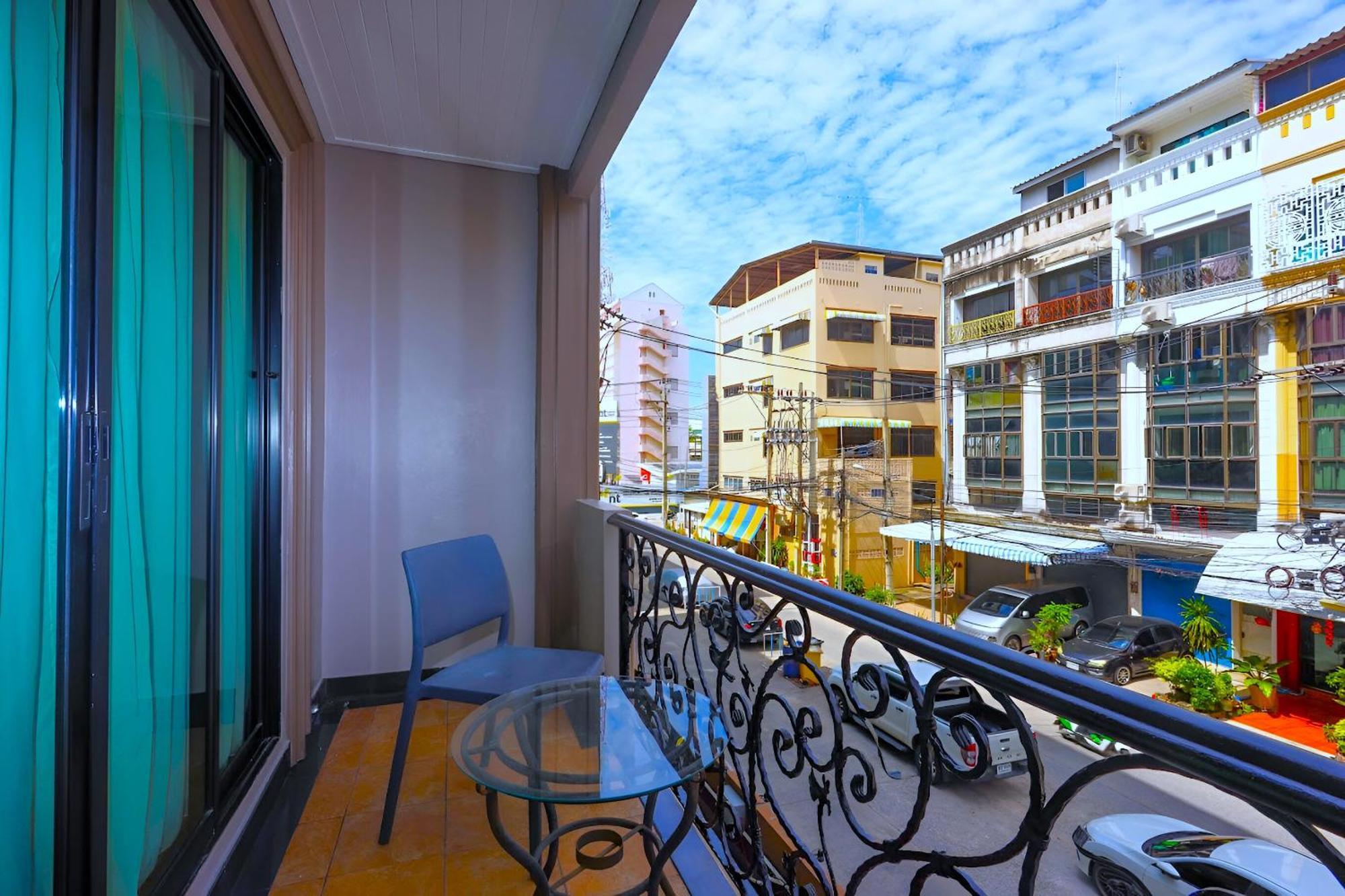 แลนด์ รอยัล เรสซิเดนซ์ Hotel Pattaya ภายนอก รูปภาพ