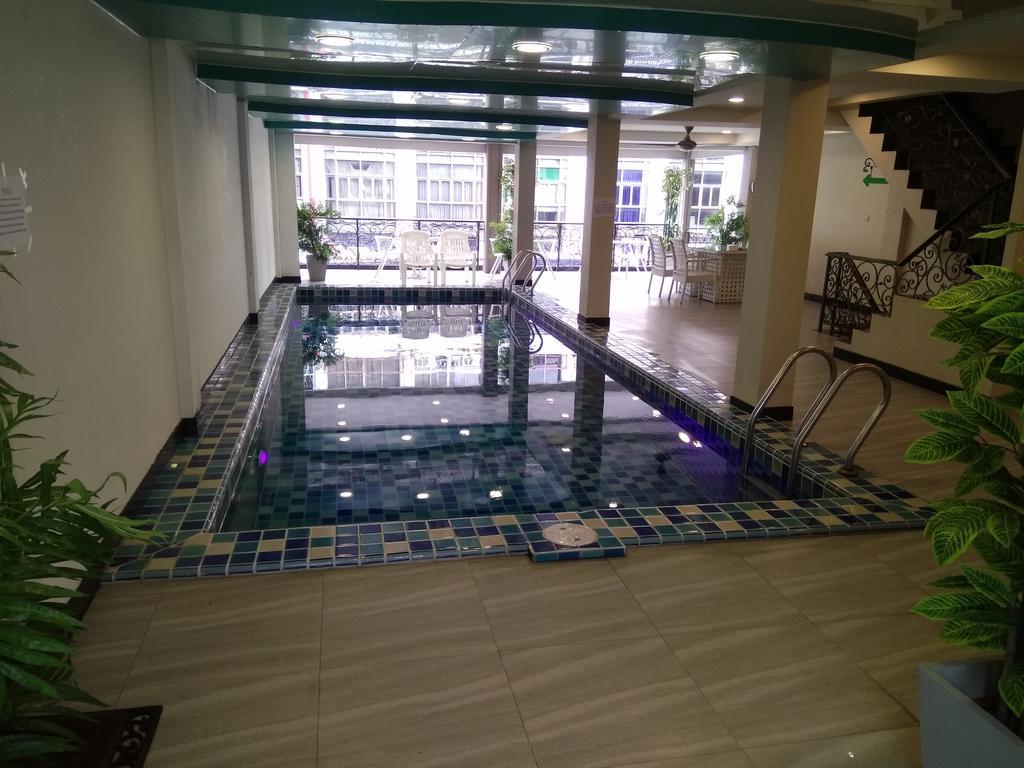 แลนด์ รอยัล เรสซิเดนซ์ Hotel Pattaya ภายนอก รูปภาพ