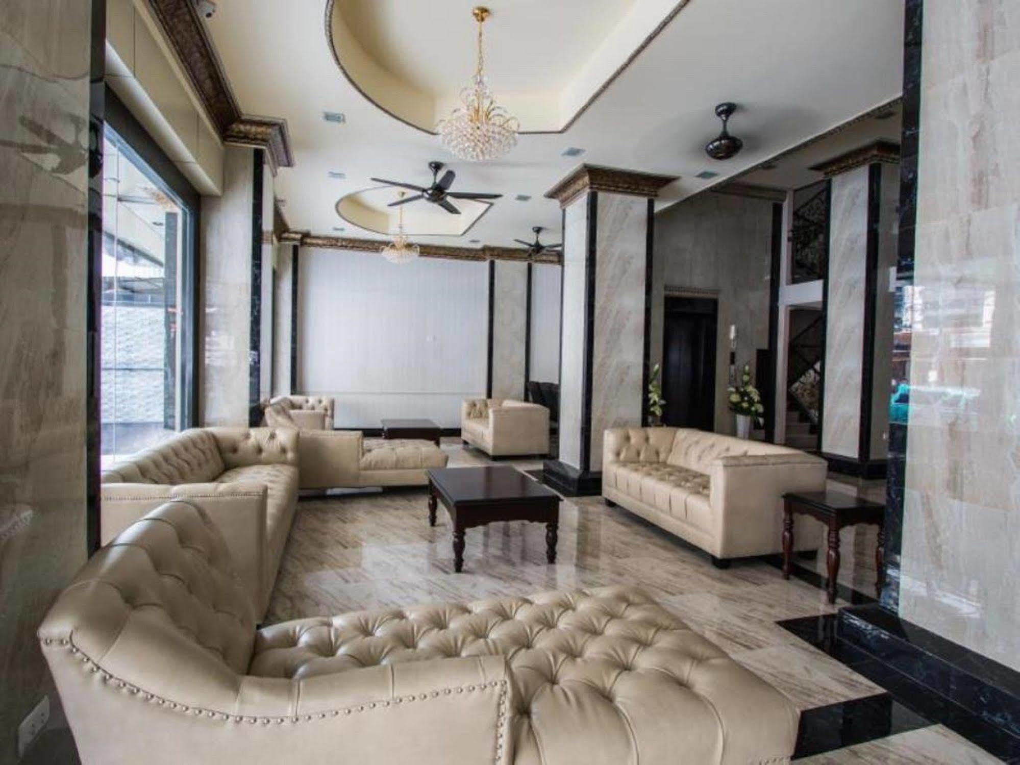 แลนด์ รอยัล เรสซิเดนซ์ Hotel Pattaya ภายนอก รูปภาพ